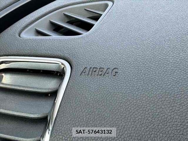 Bmw MINI CLUBMAN 2016-05 8208711-25