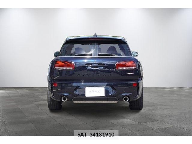 Bmw MINI CLUBMAN 2022-03 8245919-3