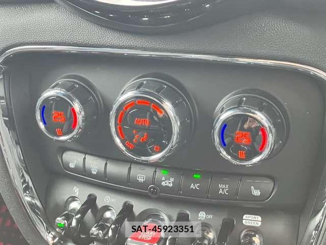 Bmw MINI CLUBMAN 2022-06 8457894-9