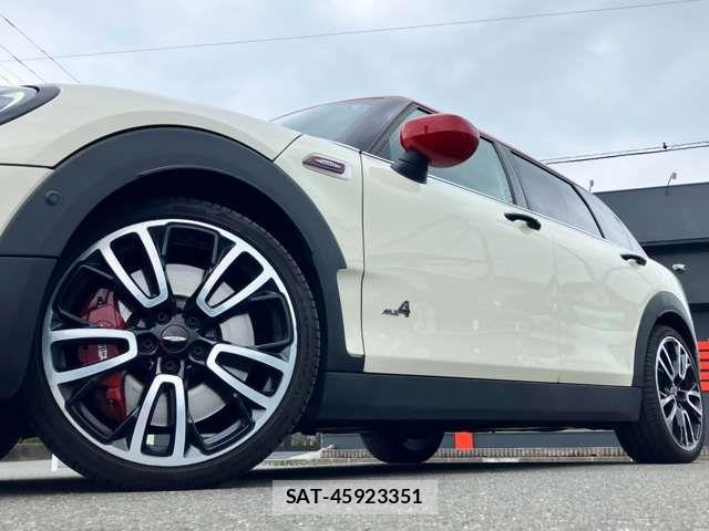 Bmw MINI CLUBMAN 2022-06 8457894-14
