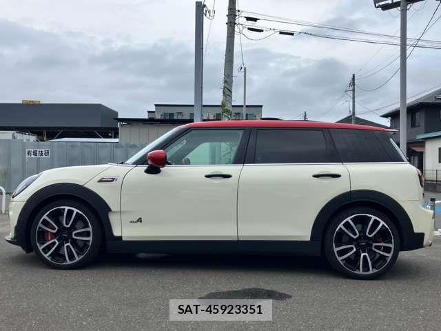 Bmw MINI CLUBMAN 2022-06 8457894-16