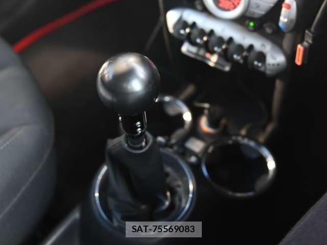 Bmw MINI CLUBMAN 2008-03 8562670-26
