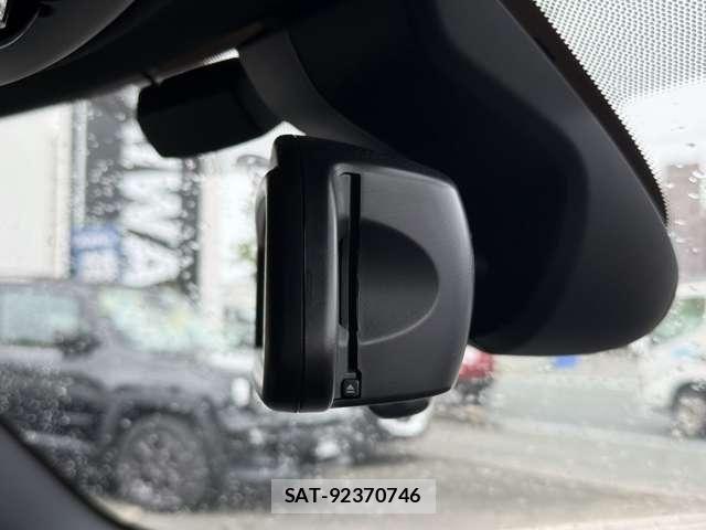 Bmw MINI CLUBMAN 2018-03 8685954-21