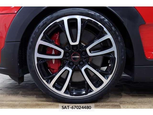 Bmw MINI CLUBMAN 2019-12 8830314-3