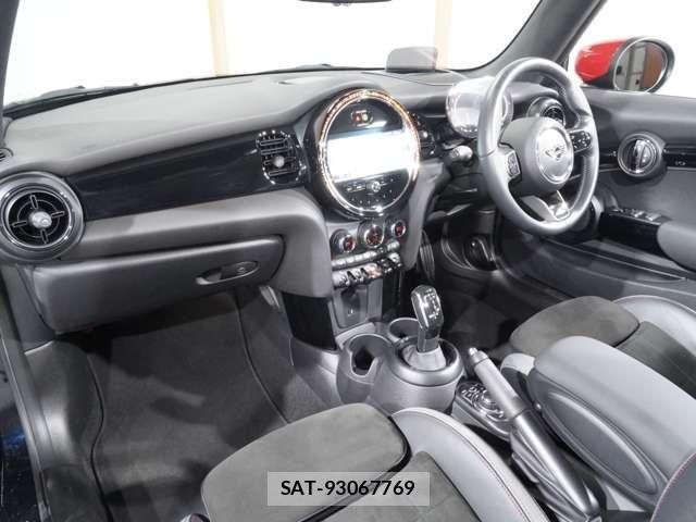 Bmw MINI 2022-02 8074587-14