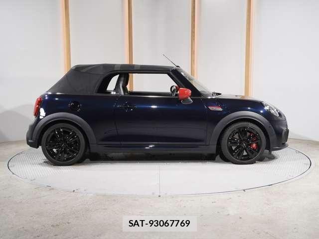 Bmw MINI 2022-02 8074587-25