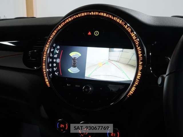 Bmw MINI 2022-02 8074587-5