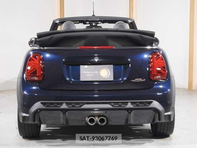 Bmw MINI 2022-02 8074587-8