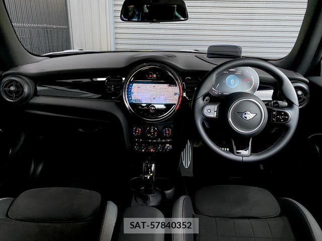 Bmw MINI 2023-12 8158811-11