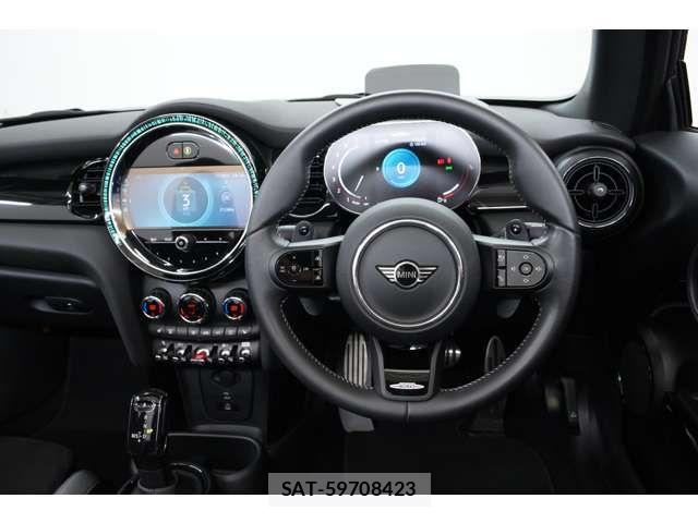 Bmw MINI 2022-12 8849073-10