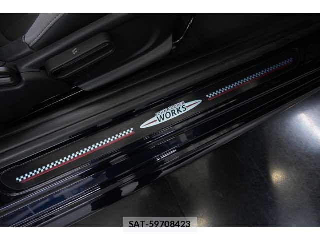 Bmw MINI 2022-12 8849073-13