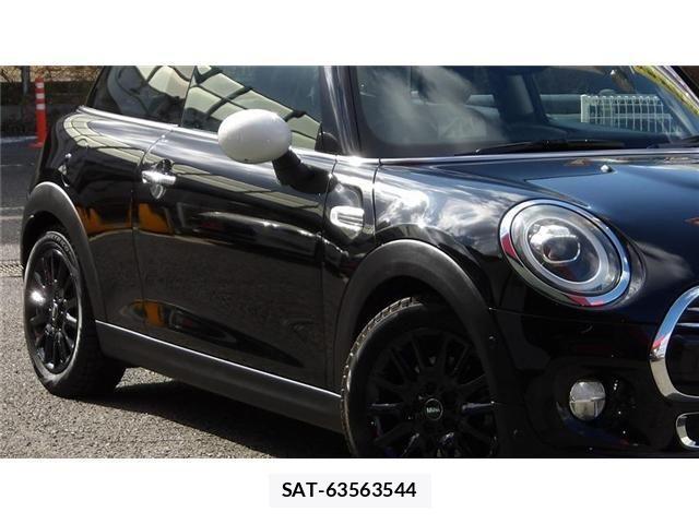 Bmw MINI 2018-06 2963838-1