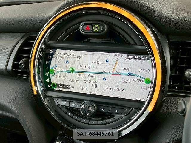 Bmw MINI 2020-04 4140068-3