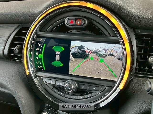 Bmw MINI 2020-04 4140068-4