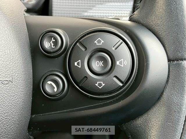 Bmw MINI 2020-04 4140068-6