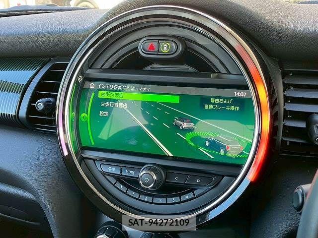 Bmw MINI 2020-03 4422199-5