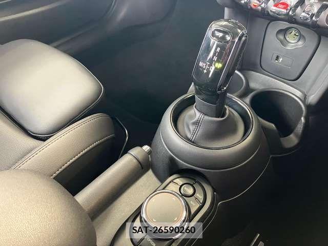 Bmw MINI 2019-07 4596590-10