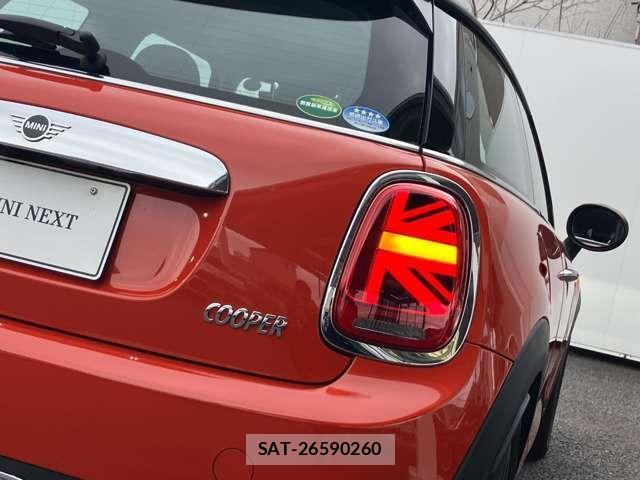 Bmw MINI 2019-07 4596590-4