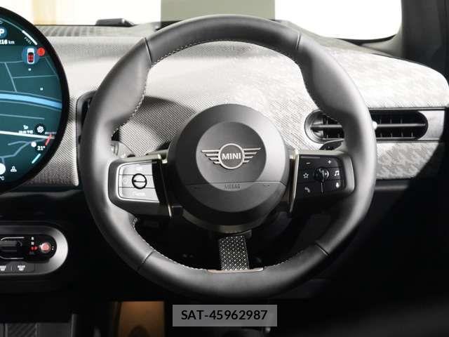 Bmw MINI 2024-11 5872020-17