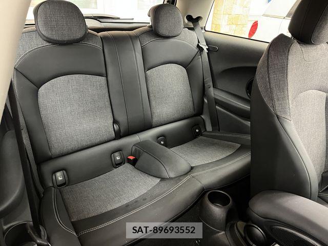 Bmw MINI 2022-03 6272261-4