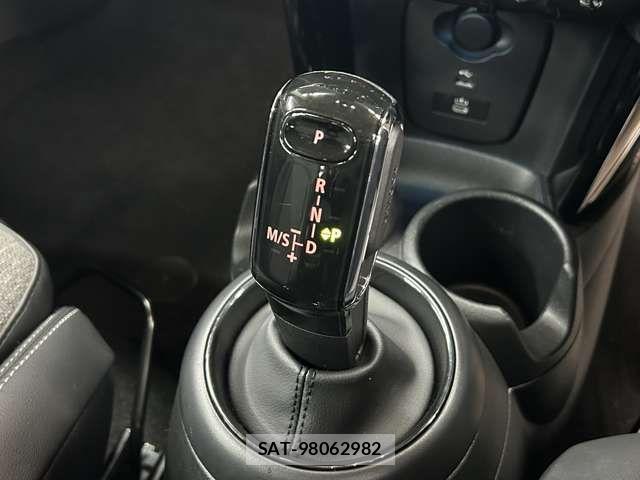 Bmw MINI 2022-12 6526682-10