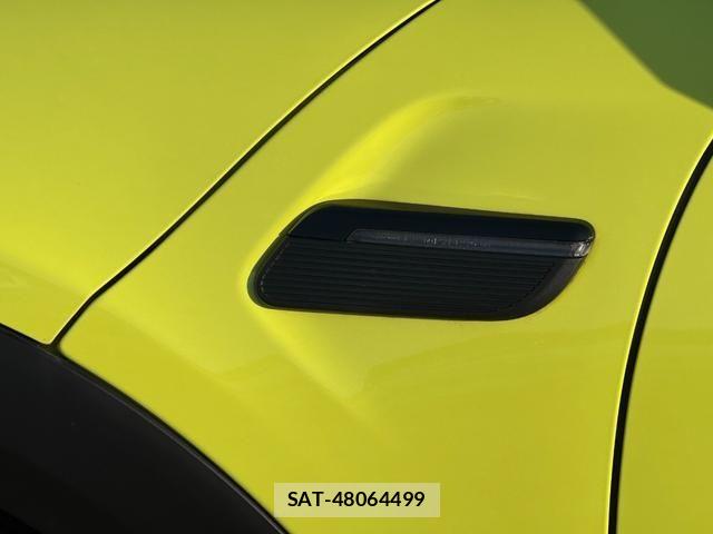 Bmw MINI 2023-06 6752393-12