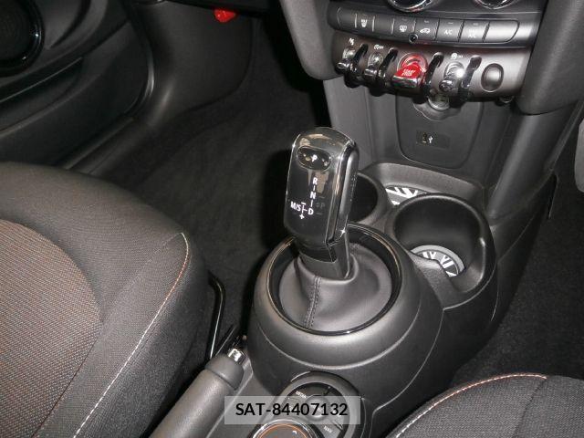 Bmw MINI 2019-08 6908420-19