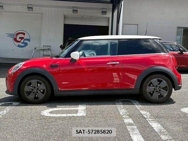 Bmw MINI 2021-08 7020894-15