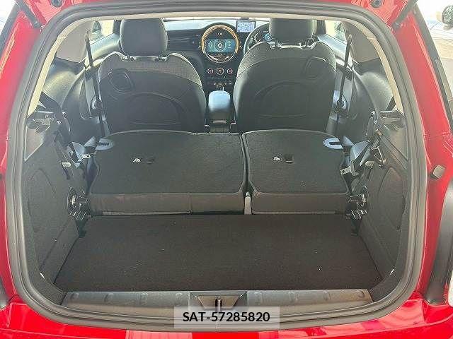 Bmw MINI 2021-08 7020894-18