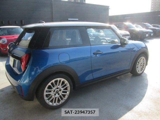 Bmw MINI 2025-06 7059556-13