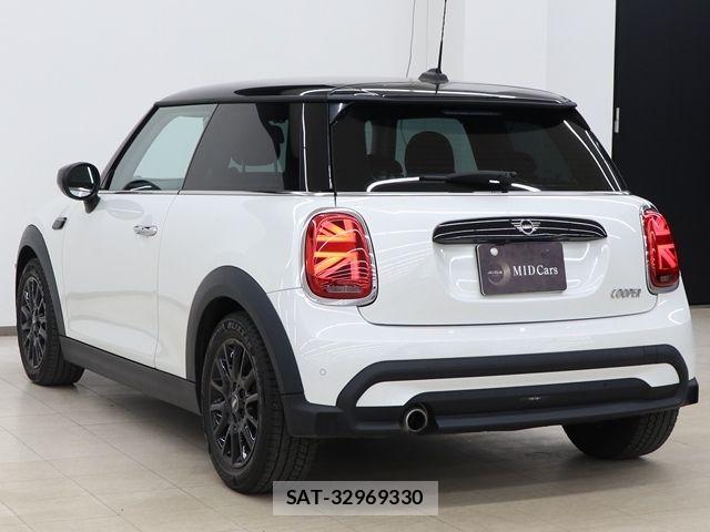 Bmw MINI 2023-04 7059557-13