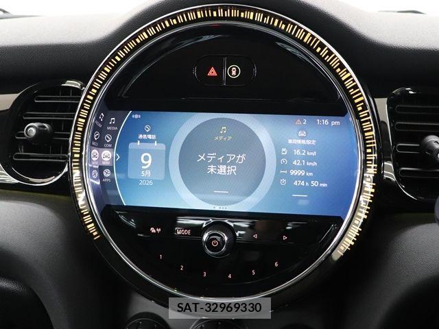 Bmw MINI 2023-04 7059557-18