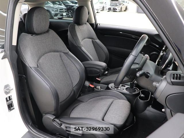 Bmw MINI 2023-04 7059557-24