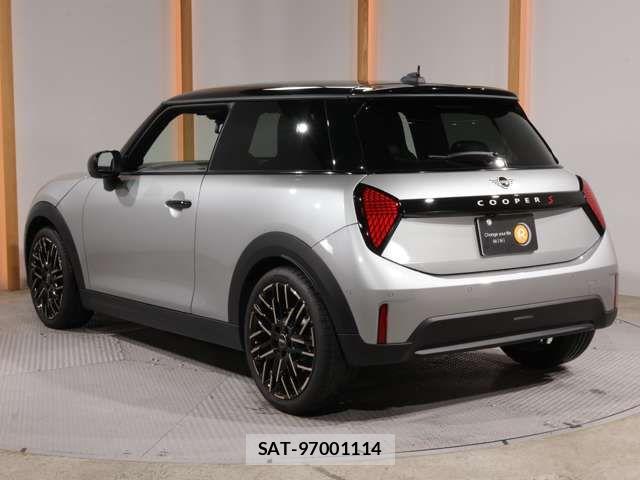 Bmw MINI 2025-07 7059555-9