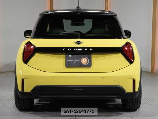 Bmw MINI 2024-11 7221753-9