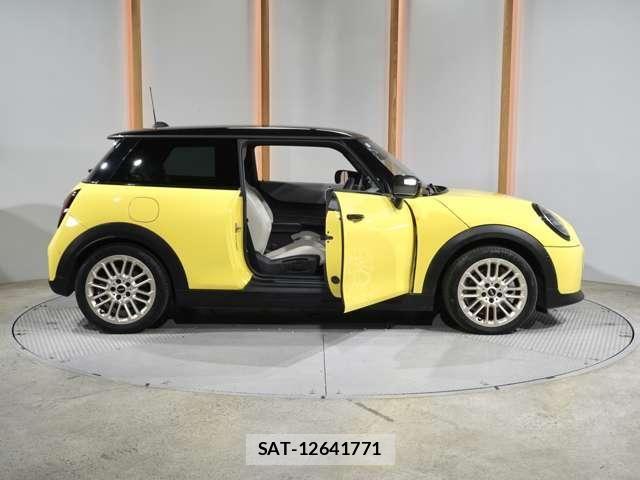 Bmw MINI 2024-11 7221753-24