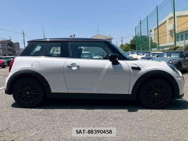 Bmw MINI 2023-12 7221747-11