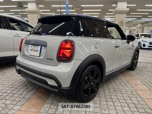 Bmw MINI 2022-04 7221742-9