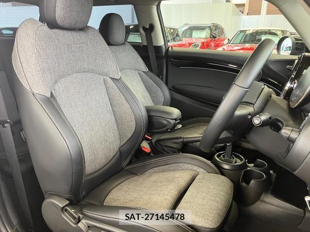 Bmw MINI 2023-02 7221744-13