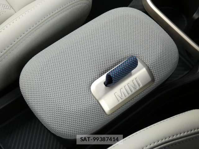 Bmw MINI 2025-09 7217893-17