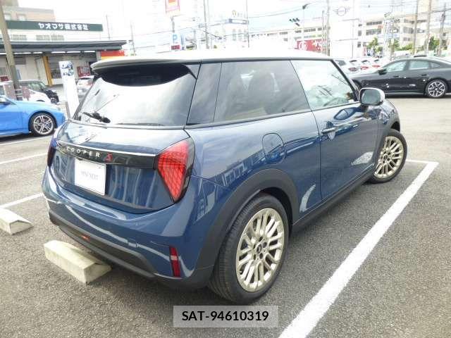 Bmw MINI 2025-12 7251522-19