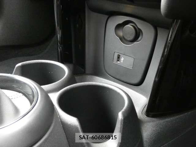 Bmw MINI 2021-11 7328373-17