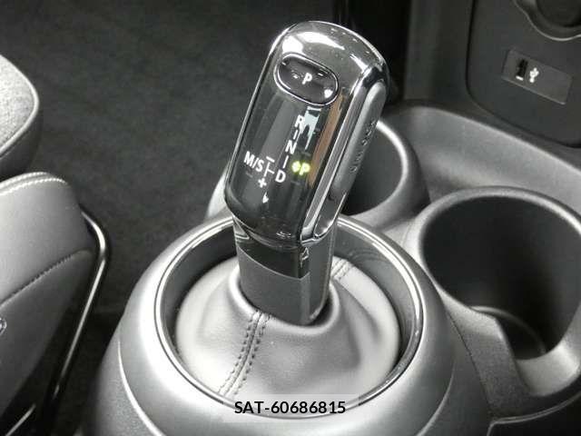 Bmw MINI 2021-11 7328373-18