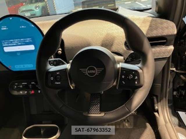 Bmw MINI 2026-01 7328368-17