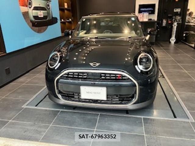 Bmw MINI 2026-01 7328368-1