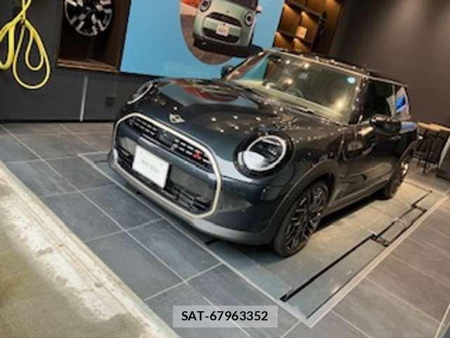 Bmw MINI 2026-01 7328368-2
