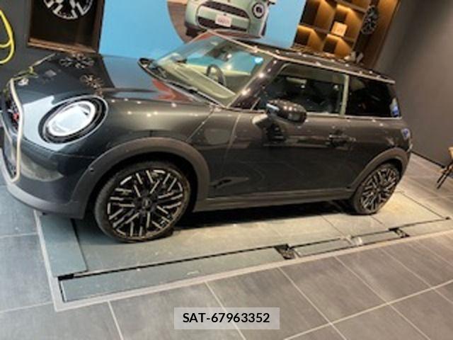 Bmw MINI 2026-01 7328368-3