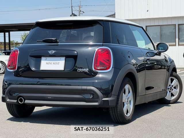 Bmw MINI 2022-09 7328372-2