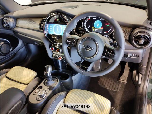 Bmw MINI 2023-07 7328371-14