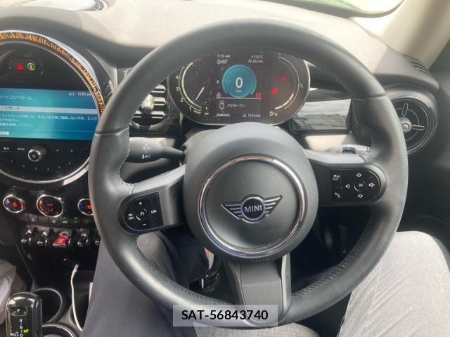 Bmw MINI 2022-05 7328374-14